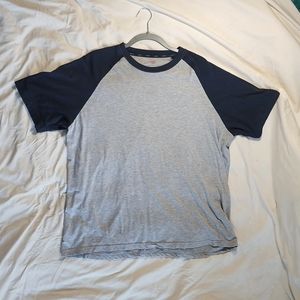 XL Grey & Blue Hanes T-Shirt